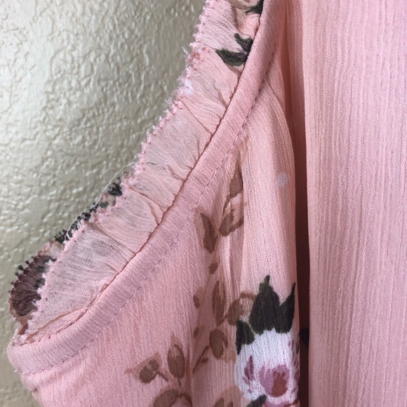 Torrid peach floral chiffon ruffle trim tank top. - Picture 8 of 11